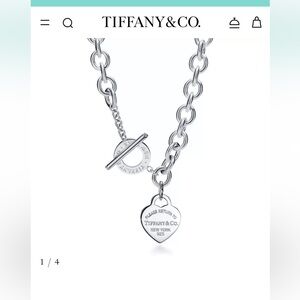 TIFFANY & CO. Authentic Vintage 2002 Heart Toggle Necklace